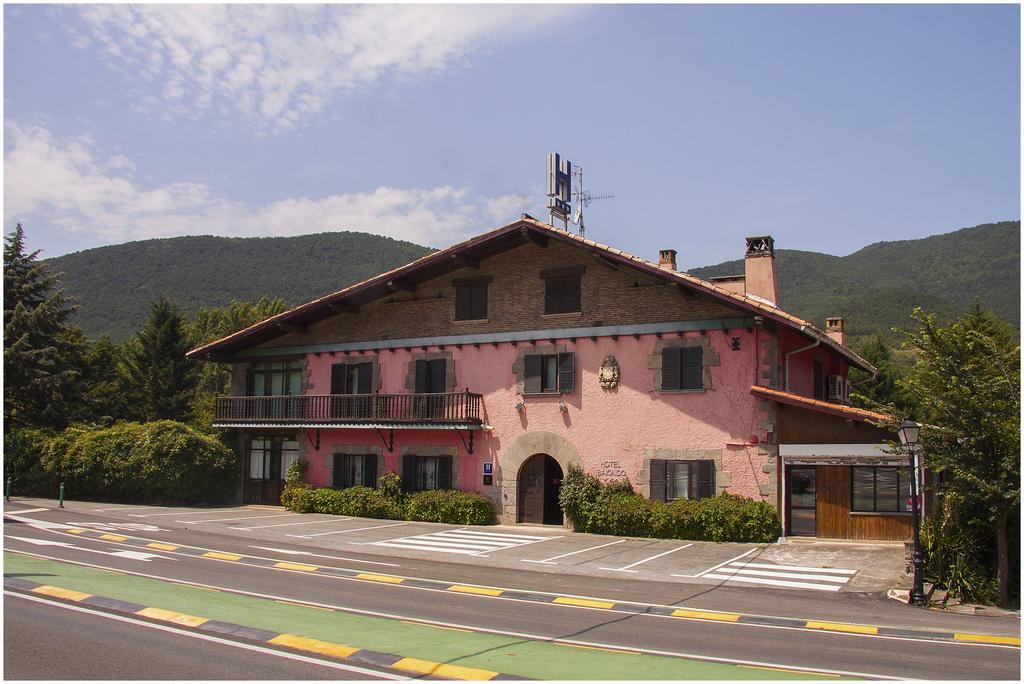 Hotel Ibaiondo Olave Exterior foto